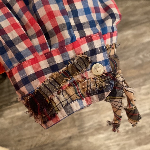 Customized plaid seditionary button down shirt - Picture 13 of 15
